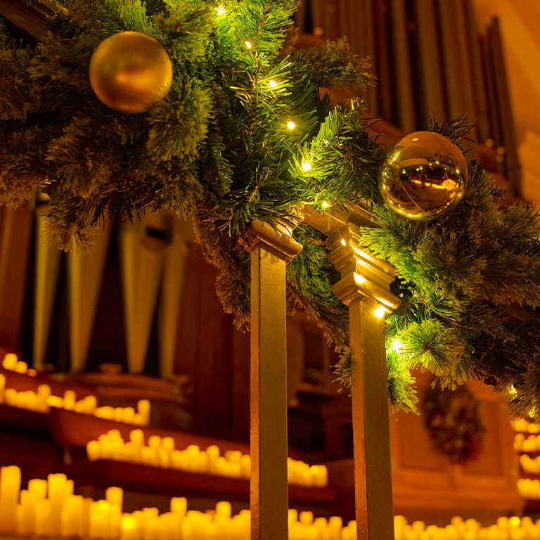 Candlelight Christmas Classics